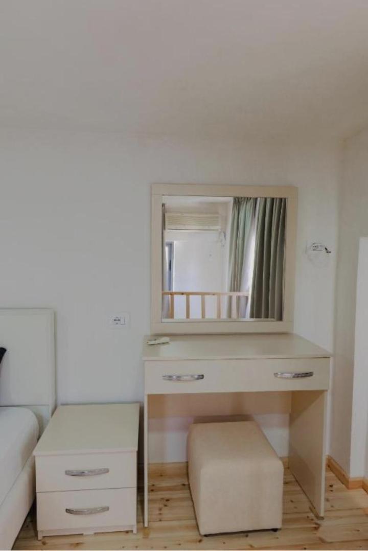 Vila Francesko Ksamil Bagian luar foto