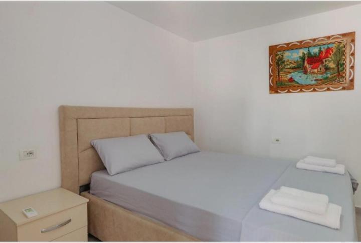 Vila Francesko Ksamil Bagian luar foto