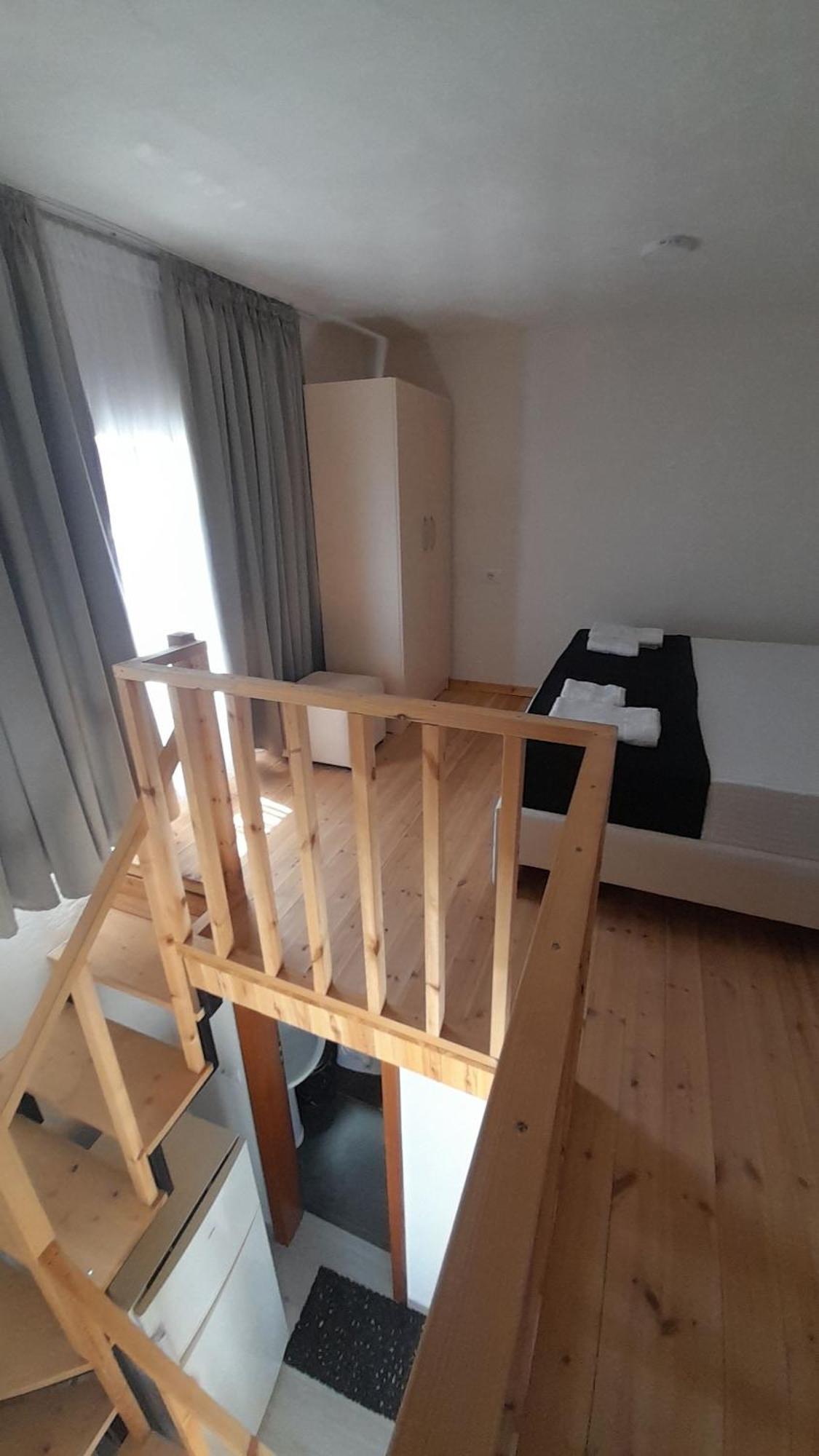 Vila Francesko Ksamil Bagian luar foto