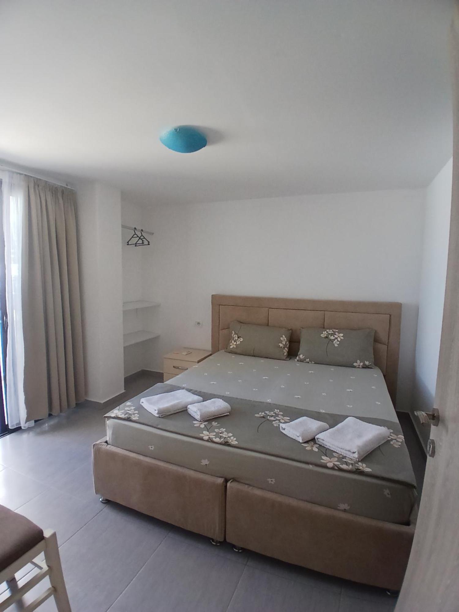 Vila Francesko Ksamil Bagian luar foto